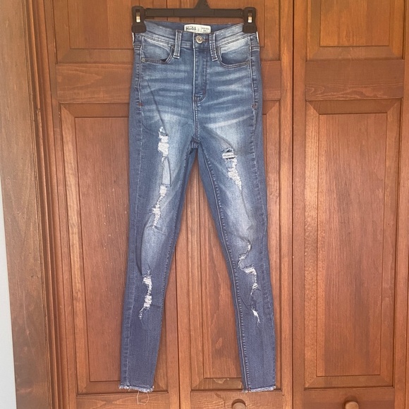 Mudd High Waisted Skinny Jeans - Distressed Blue Size 0 - Picture 4 of 7
